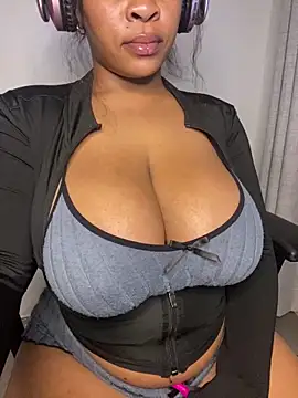 YellowHoneyDip's cam snapshot