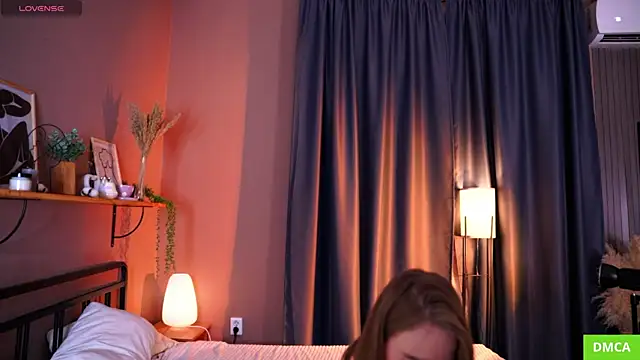 lorapalmerry's cam snapshot