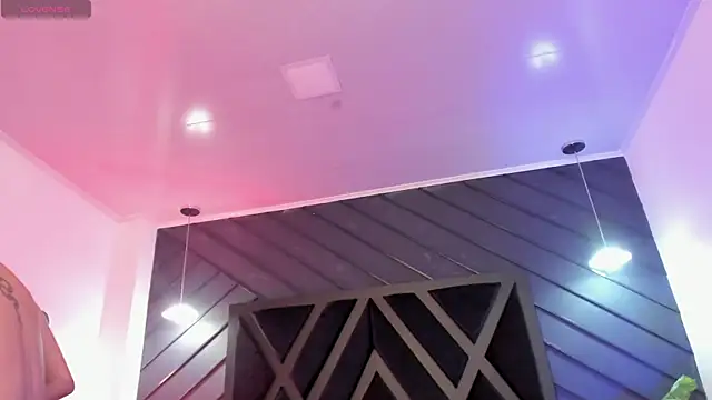 zoe_martins_'s cam snapshot