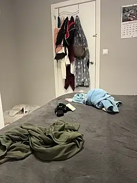 TenderLaGlamor's cam snapshot