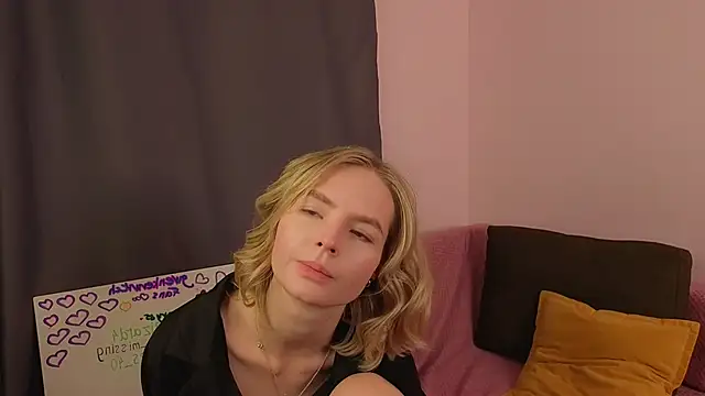 BaileyBernos's cam snapshot