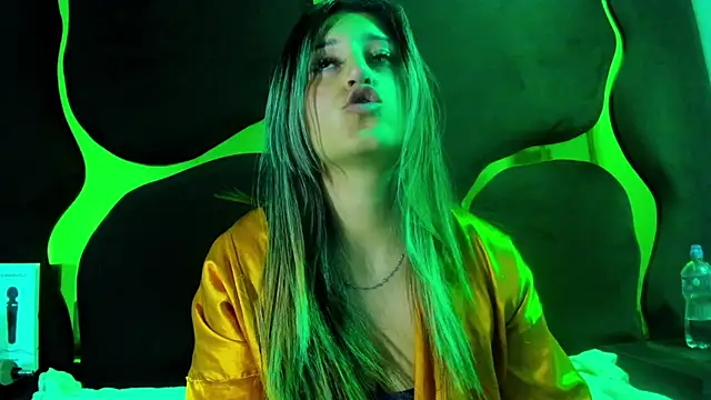 GiaRoussel's cam snapshot