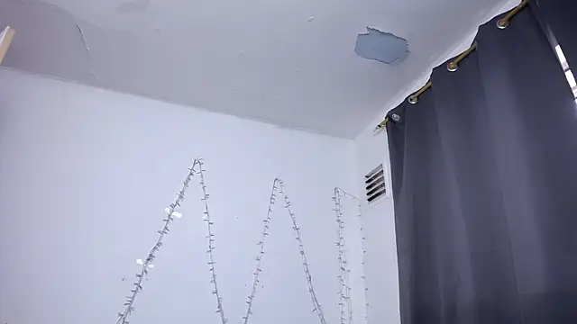 Nicol_Love0's cam snapshot