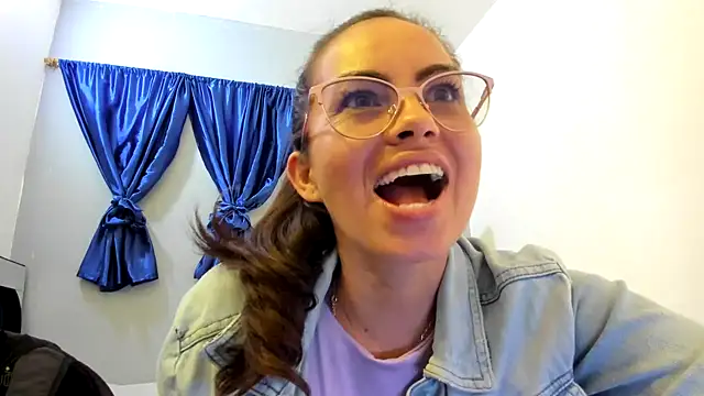 ShairaMarss's cam snapshot