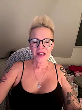 German_Milf's cam snapshot