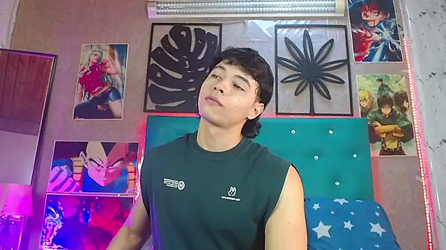 LiamAndrewzz live sex cam