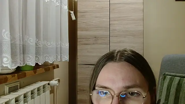 LooveELLYx's cam snapshot