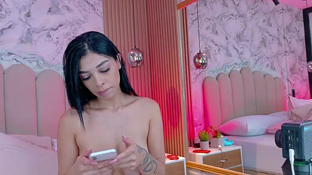 AshleyBaker1's cam snapshot