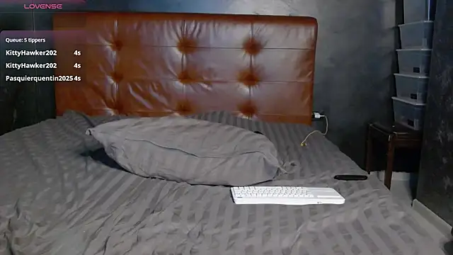 DanielCrush1 live sex cam