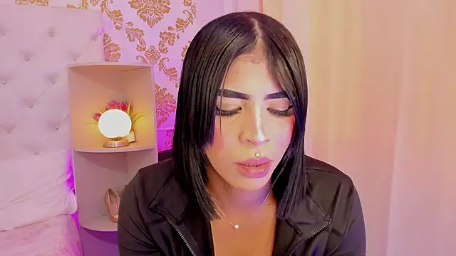 emaa_lambert's cam snapshot