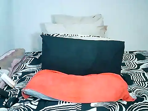 CreamBum1xx's cam snapshot