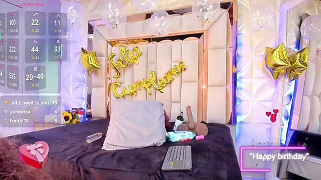 Sarah_Adamss's cam snapshot