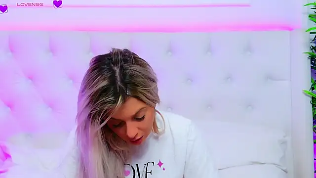 AriannaSins's cam snapshot