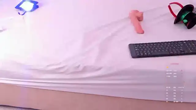 GinnaGrace live sex cam