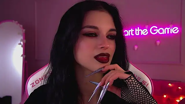 BeverlyMost's cam snapshot