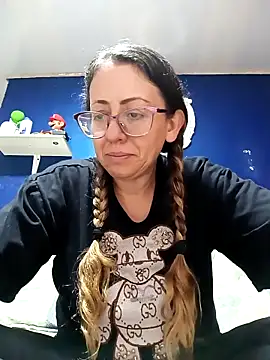 miss_hanna07's cam snapshot