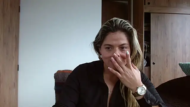 linda-mature43's cam snapshot