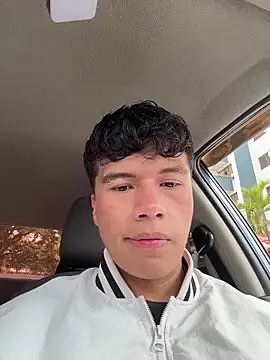 Logan_smith1 live sex cam