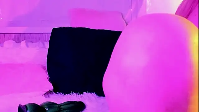 SweetSadness live sex cam