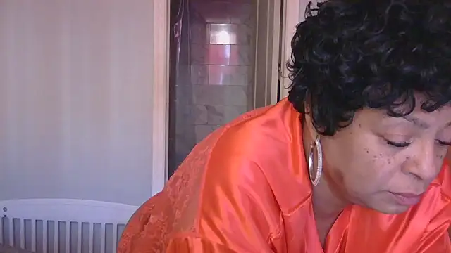 MSweetLindaParks live sex cam