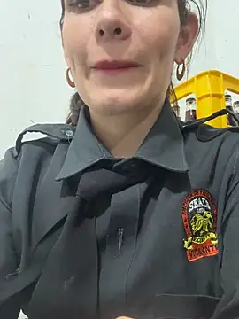 Alysson-- live sex cam