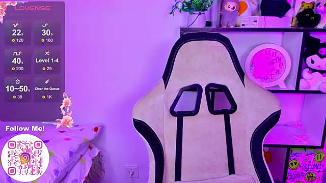 MiaScarlettt live sex cam