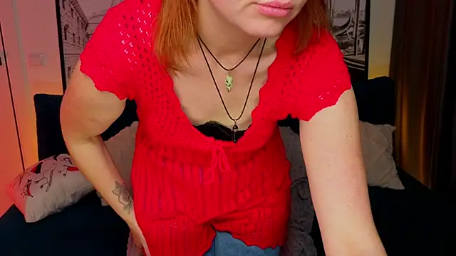 PaigeHalliwell_'s cam snapshot