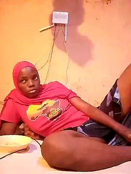 cute_naimah's cam snapshot