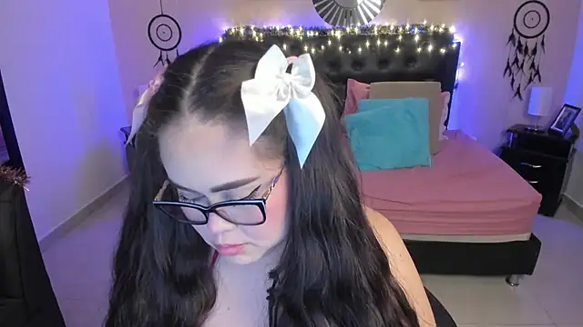 LolaVillalobos live sex cam