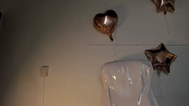 lauren_fit's cam snapshot