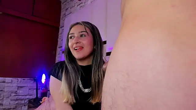 ANLLELOAndANGELA's cam snapshot