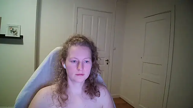 Girlnina-1995's cam snapshot