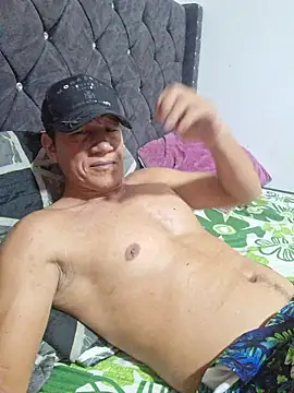 leoytessa_10's cam snapshot