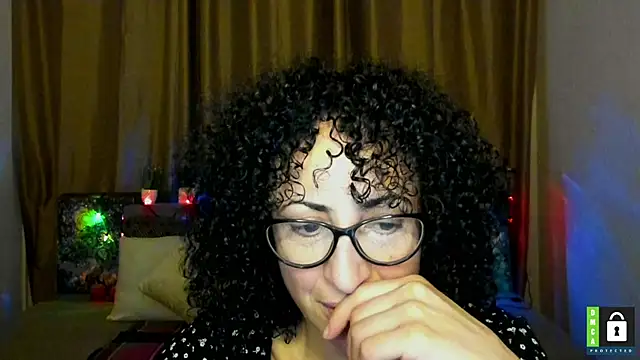 Arianasweety23's cam snapshot