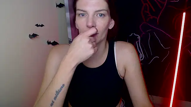 VanessaRey_'s cam snapshot