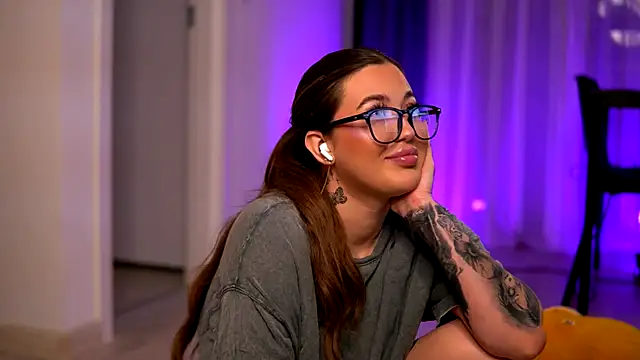 AryaDeluna's cam snapshot