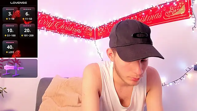 lara_and_danny's cam snapshot