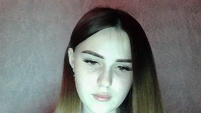 SweetLoraa's cam snapshot