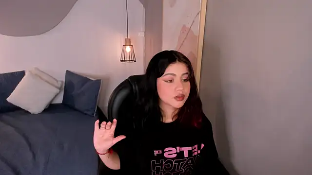 Julieth_brown_'s cam snapshot