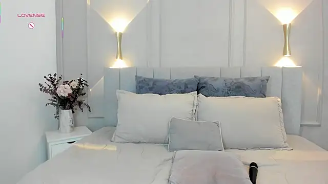 victoria_bourne's cam snapshot