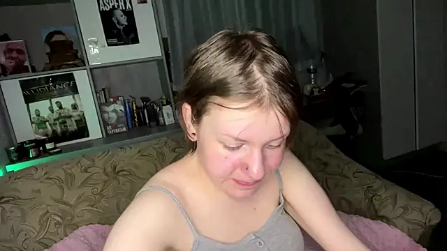 RebelKitsune's cam snapshot