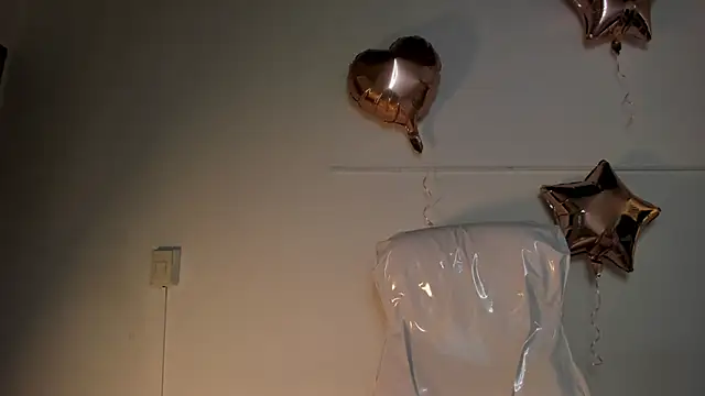 lauren_fit's cam snapshot