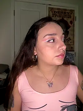 CharmingMaddie's cam snapshot