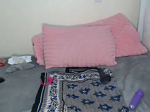 sweet_essin's cam snapshot