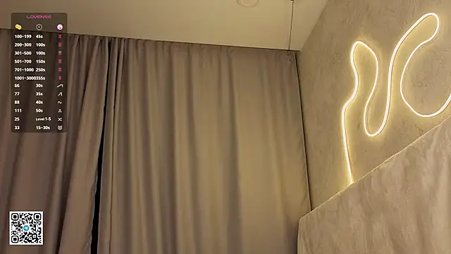 NilaBartkus's cam snapshot