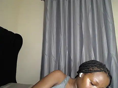 tasha_kimmy's cam snapshot