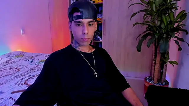 Damianwhite live sex cam