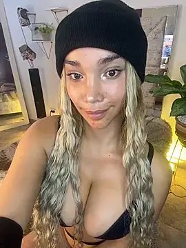 Dahnia_cruz's cam snapshot