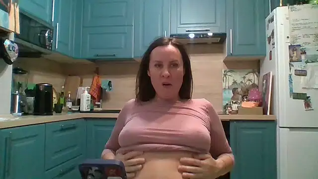 ALICAINWONDERLAND's cam snapshot