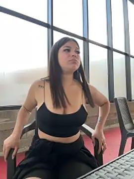 Alyshanon18 live sex cam